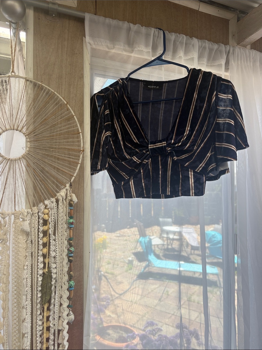 4 SI3NNA | Crop Top with Stripes